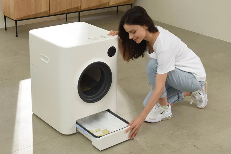 self cleaning litter box for multiple cats